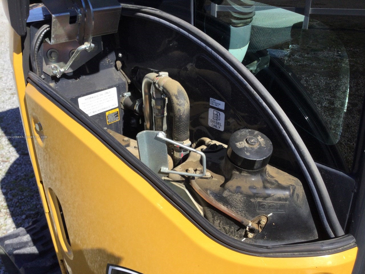 2023 John Deere 26 P Image 10