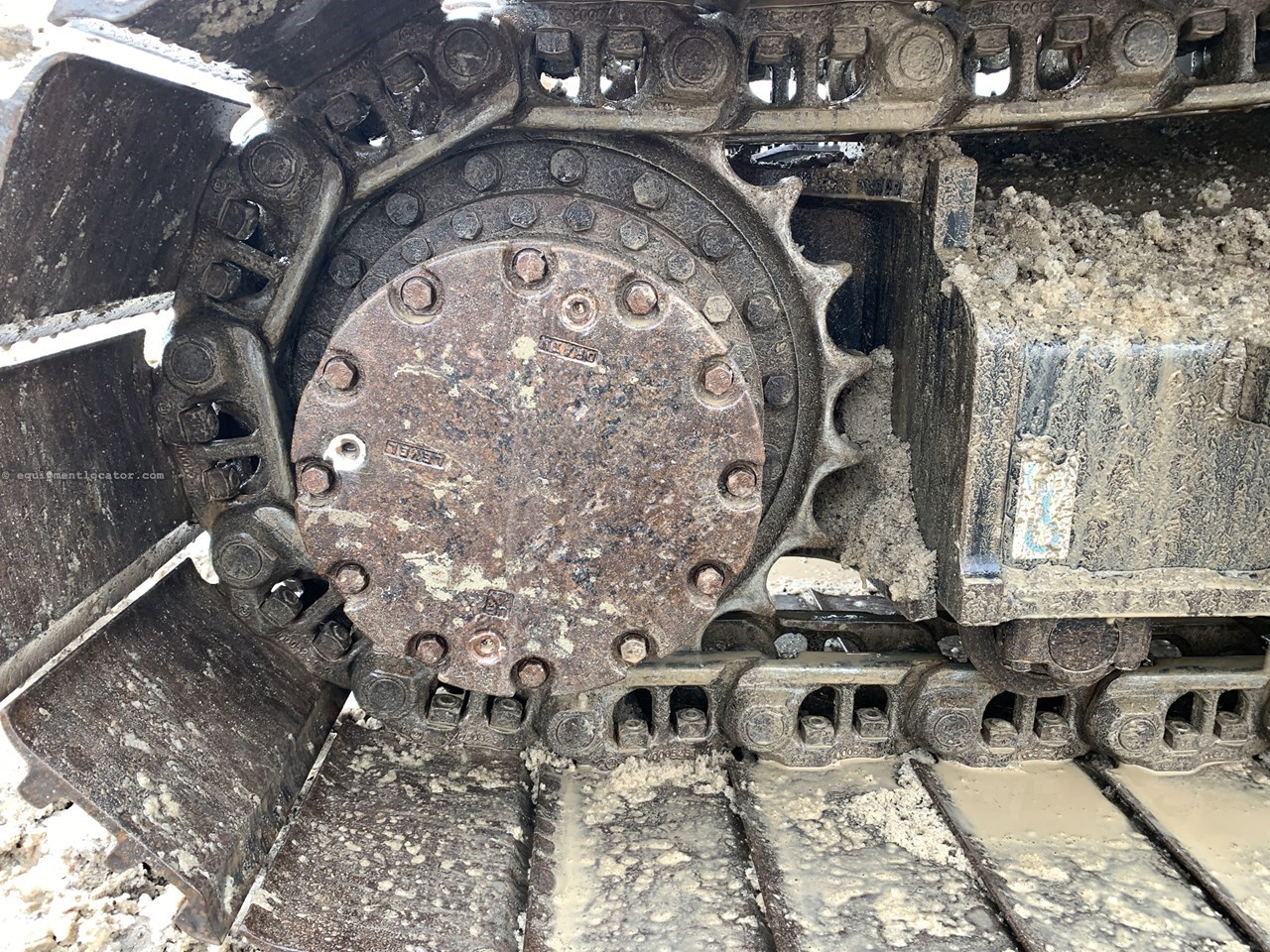 2020 John Deere 245G LC Image 11