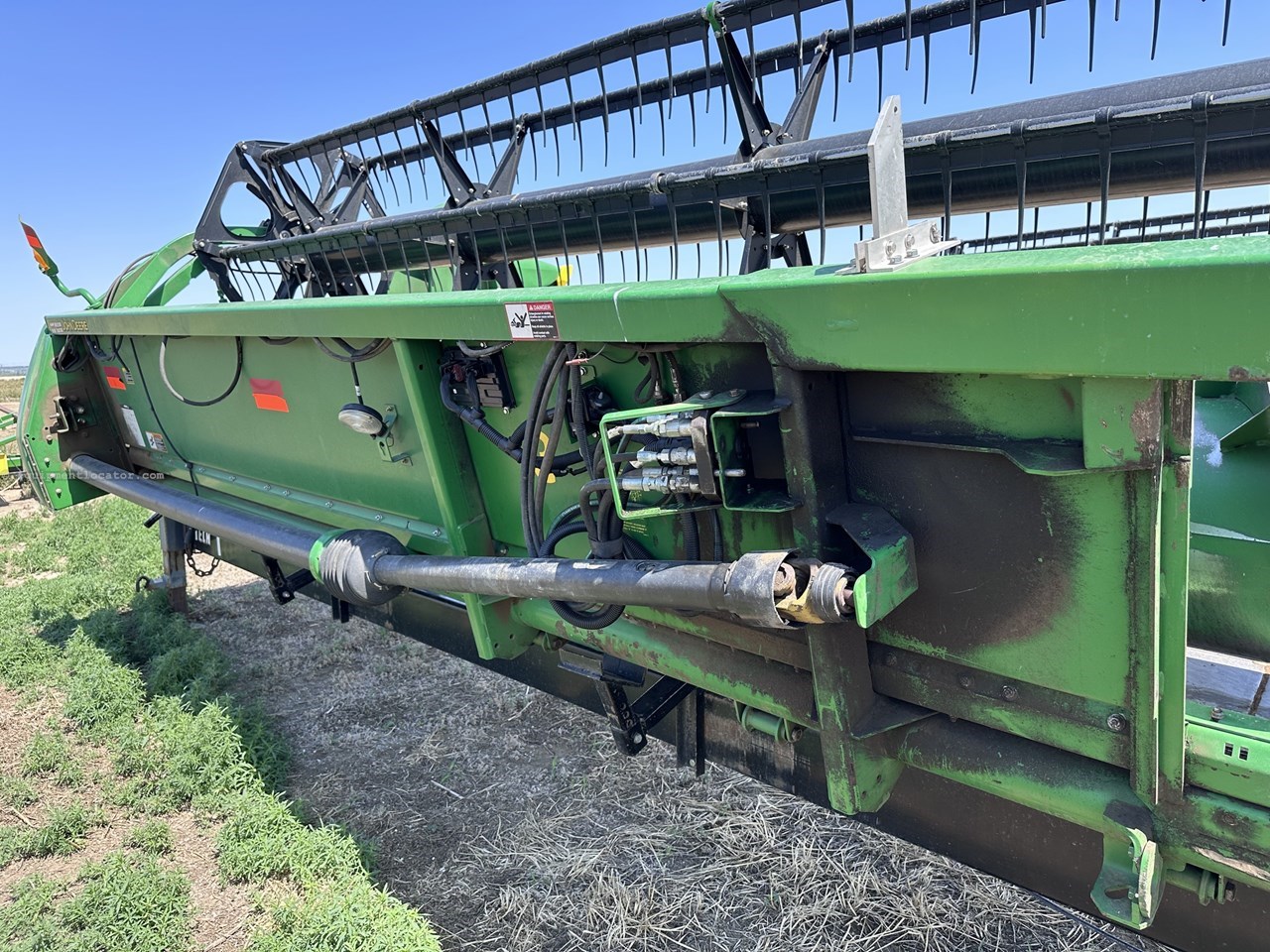 2014 John Deere 635F Image 10