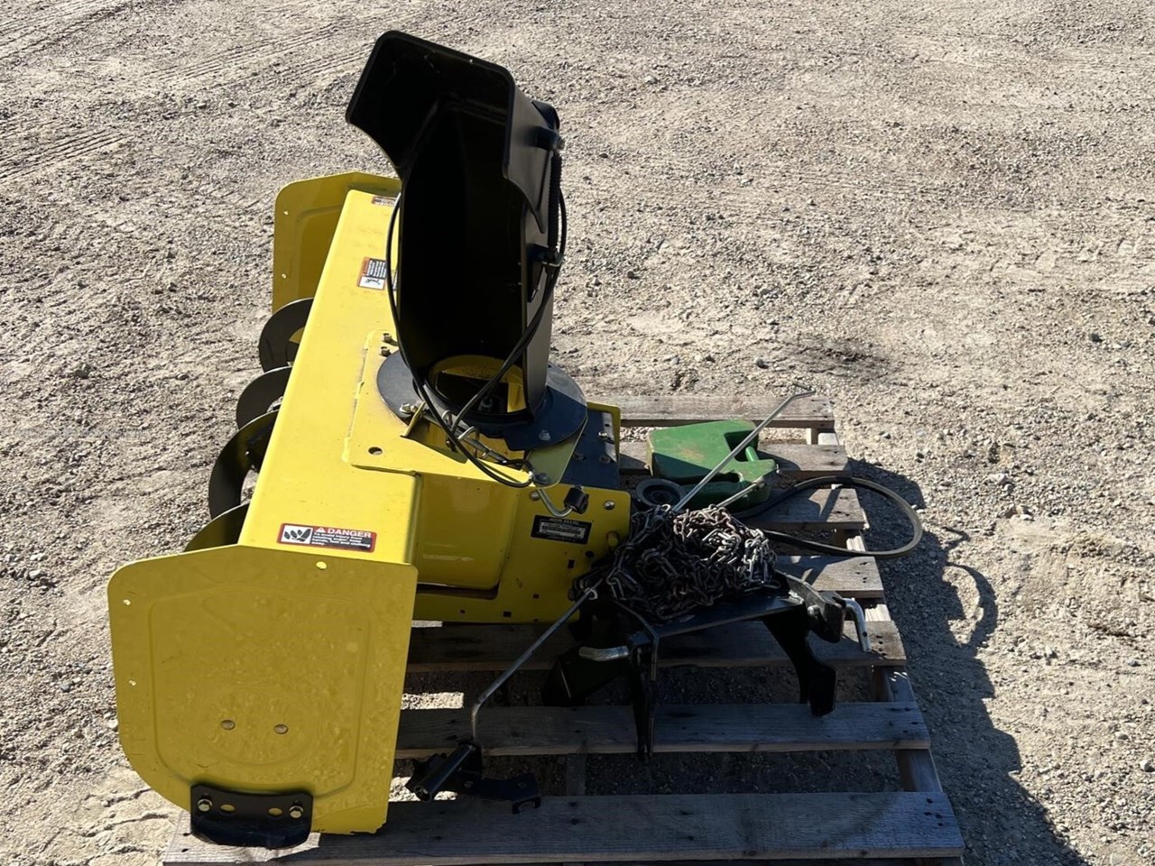 2011 John Deere 44SB Image 4