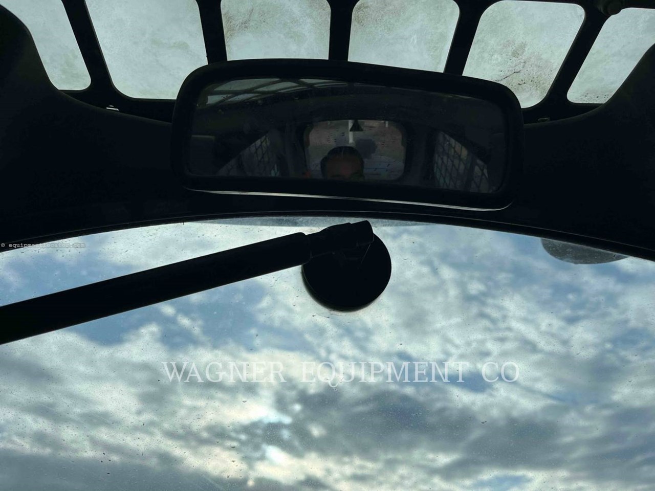 2021 John Deere 331G HF Image 10