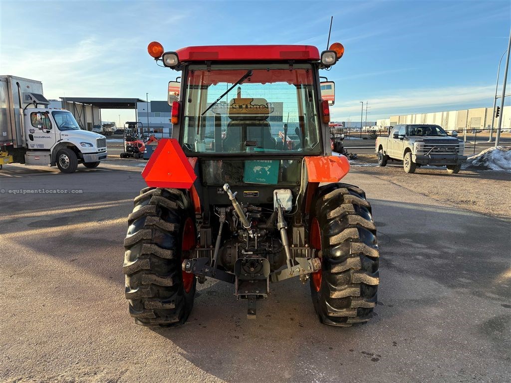 2002 Kubota M6800 Image 4