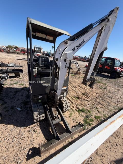 2013 Bobcat 324 Image 4