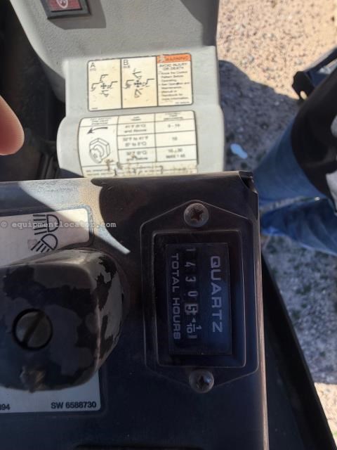 2013 Bobcat 324 Image 5