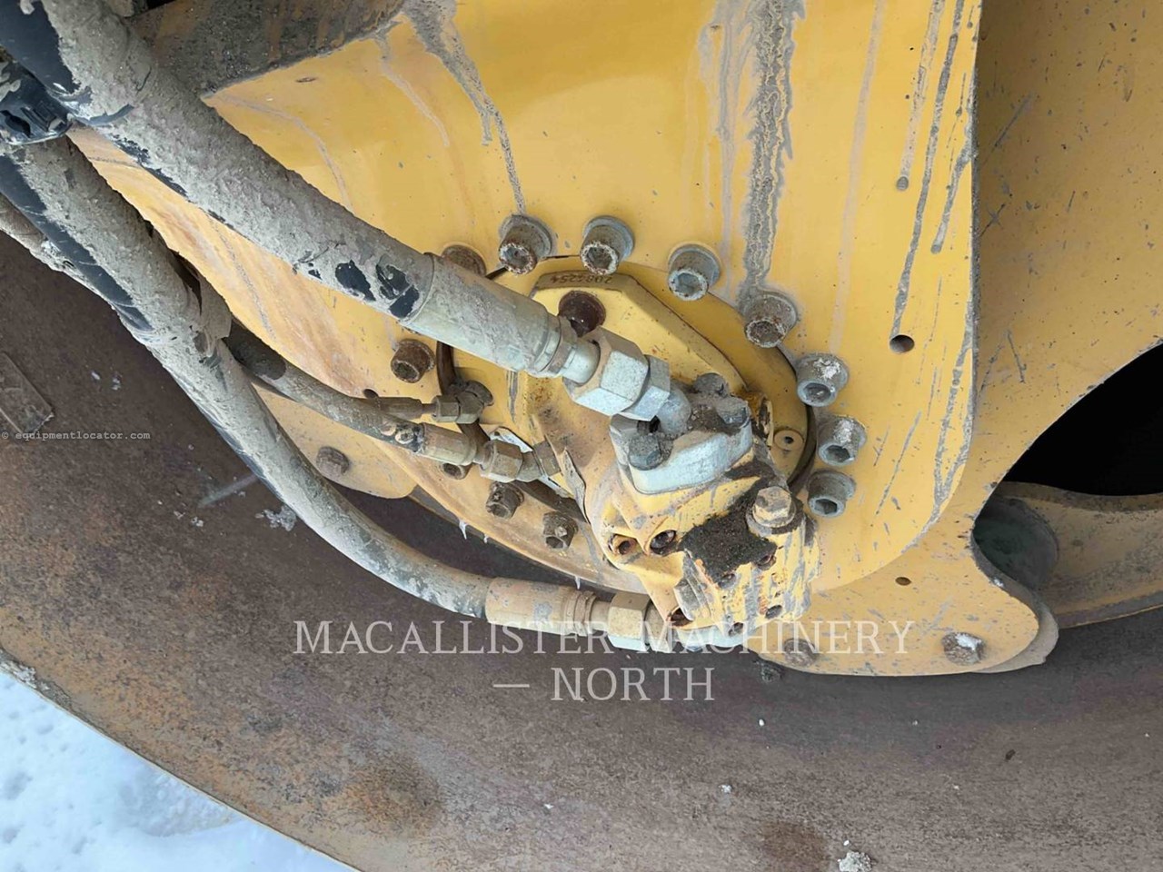 2015 Caterpillar CB54 XW Image 15