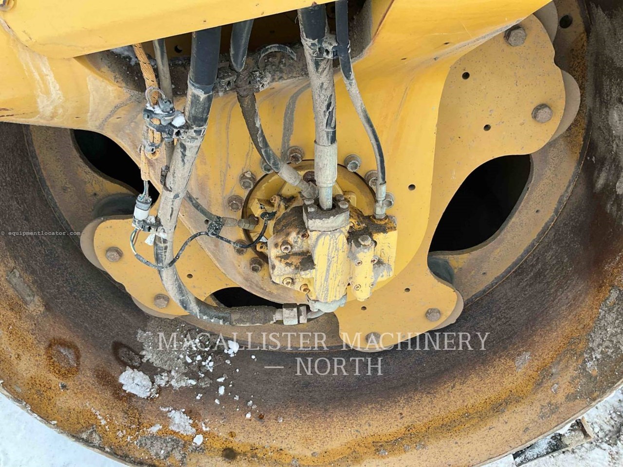 2015 Caterpillar CB54 XW Image 19