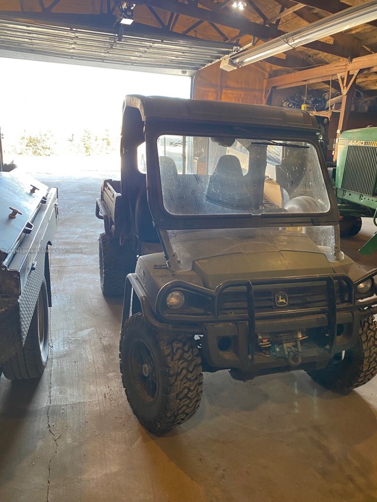 2013 John Deere XUV 825i Image 4