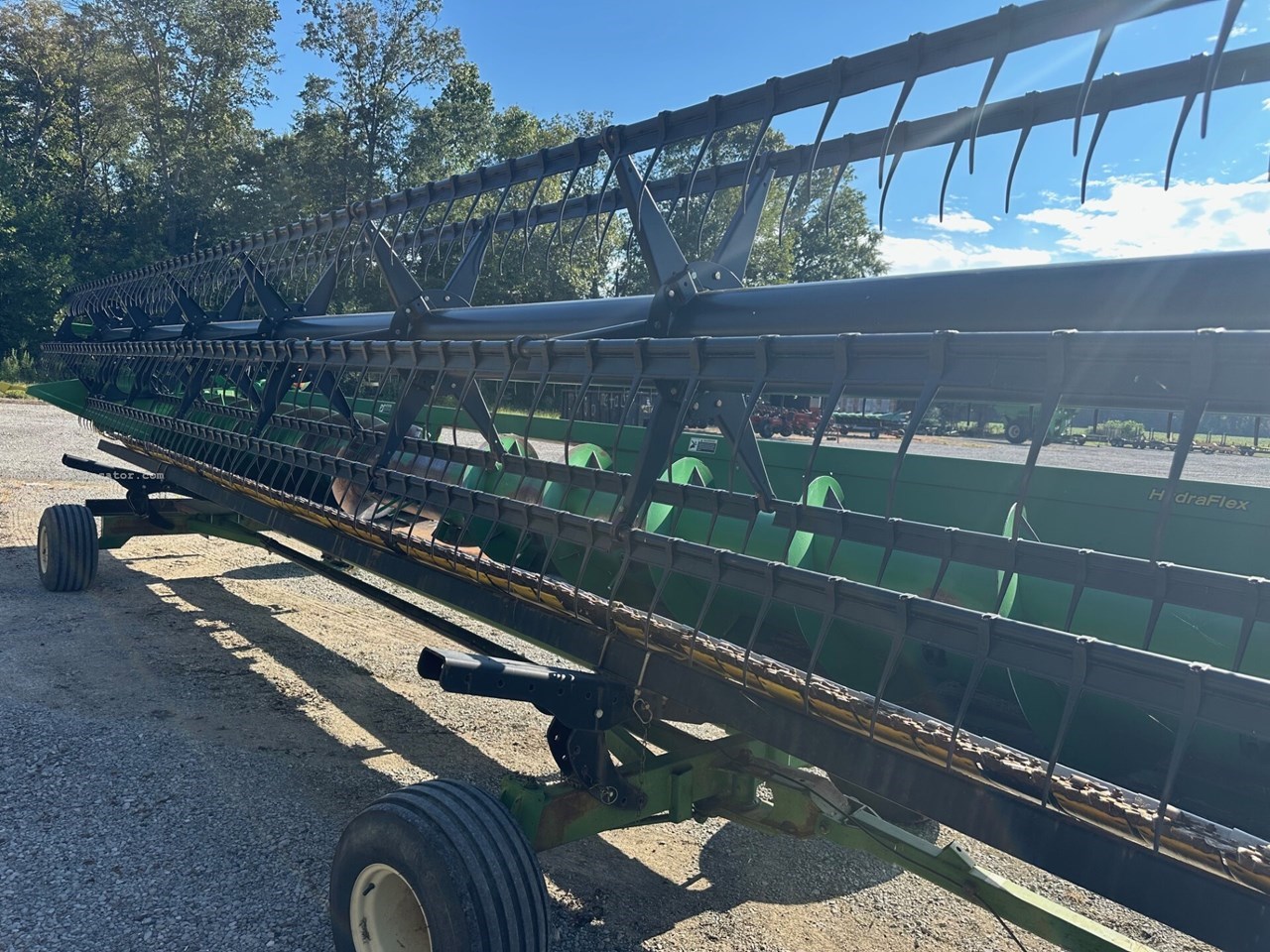 2010 John Deere 630F Image 4