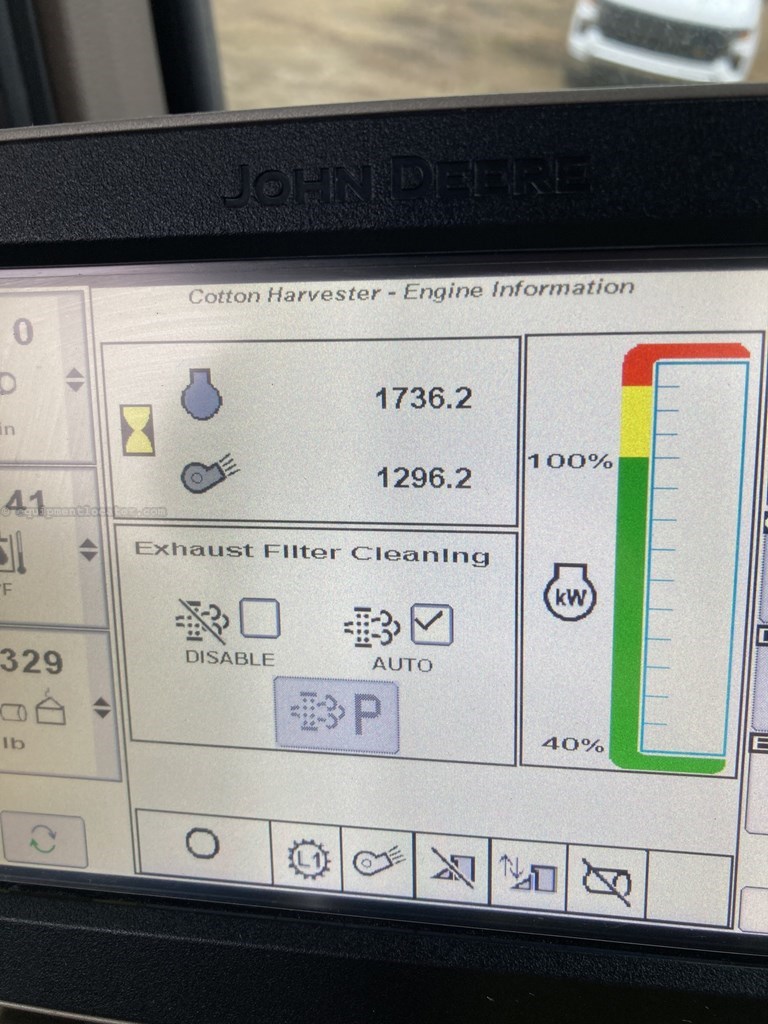 2021 John Deere CP690 Image 10
