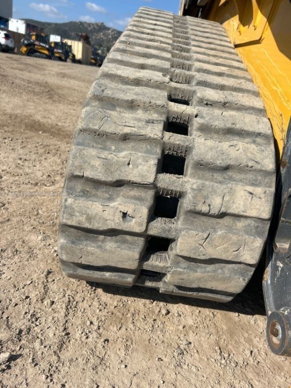 2024 John Deere 317G Image 24