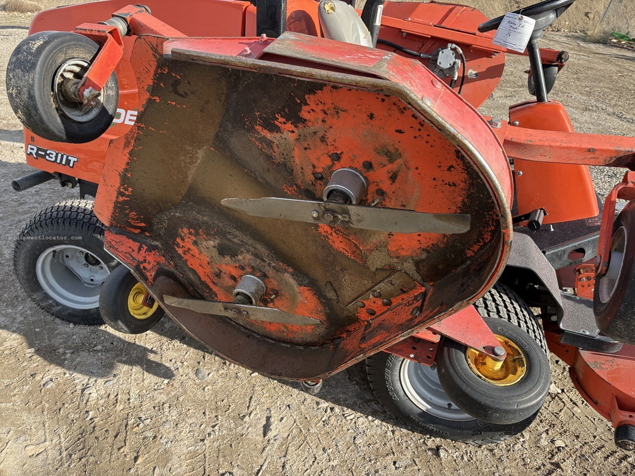 2013 Jacobsen R-311T Image 15