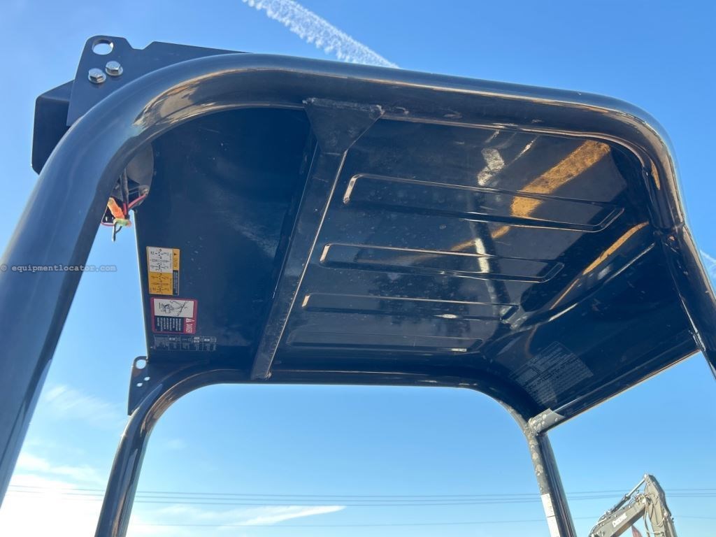 2024 John Deere 60P Image 31