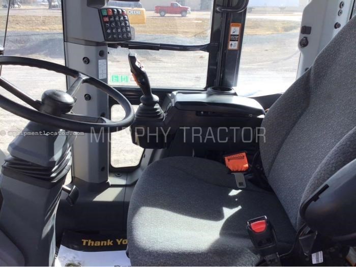 2023 John Deere 624 P Image 10