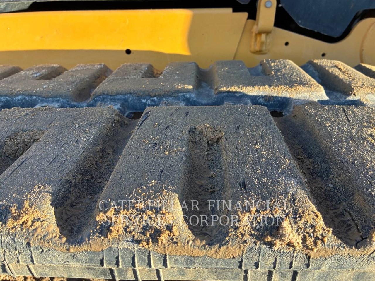 2022 Caterpillar 299D3 - FORKS & BUCKET Image 18