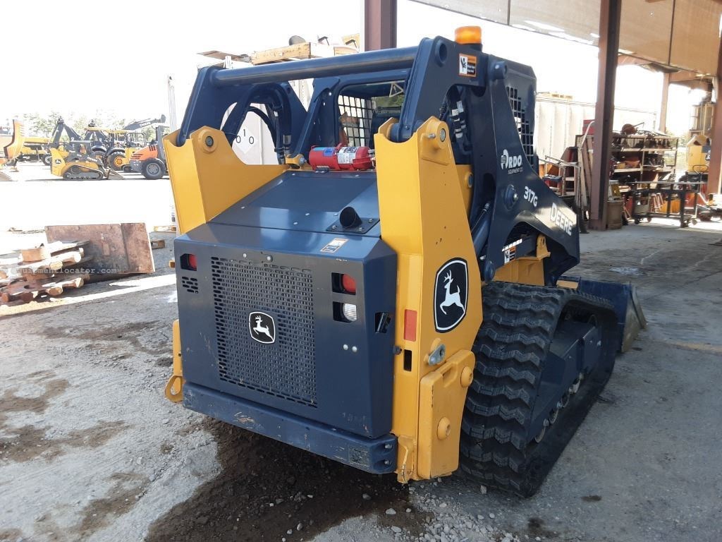 2024 John Deere 317G Image 4