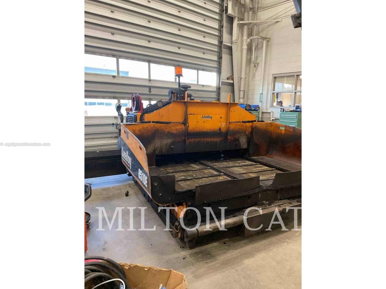 2022 Leeboy 8510E Image 10