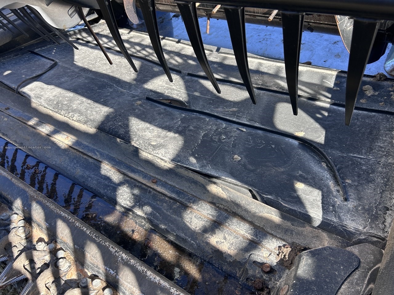 2025 MacDon FD235 Image 10