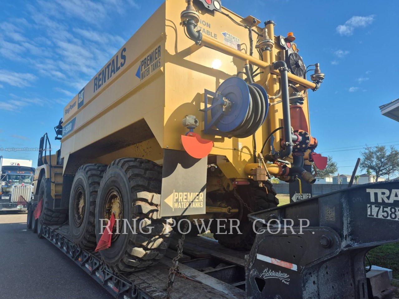 2025 Caterpillar 725WW Image 4