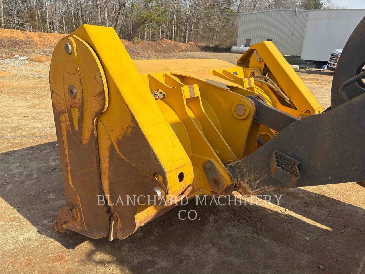 2018 John Deere 755K Image 10