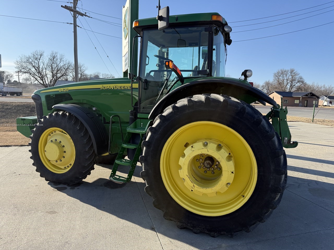 2005 John Deere 8420 Image 4