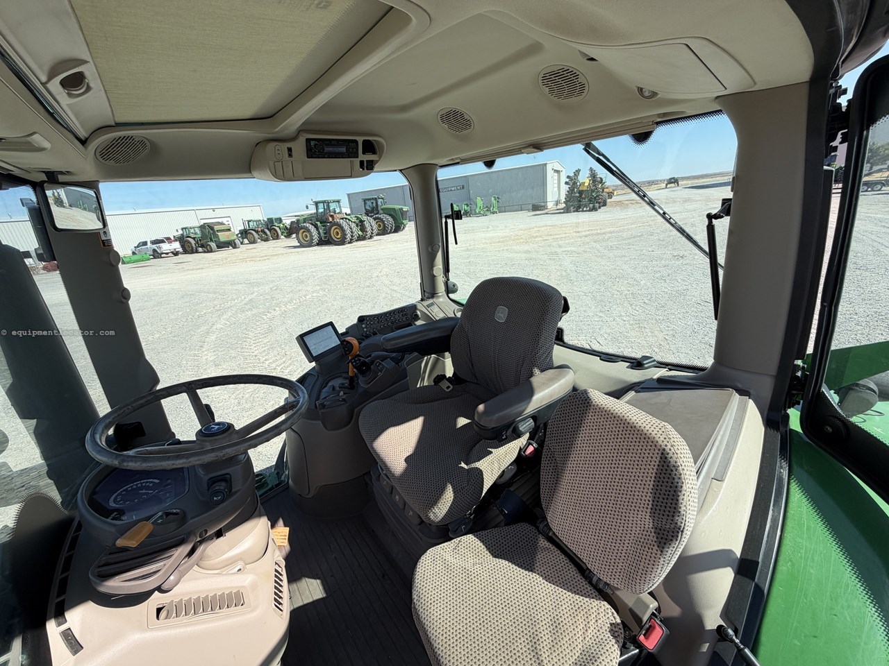 2015 John Deere 6175R Image 10