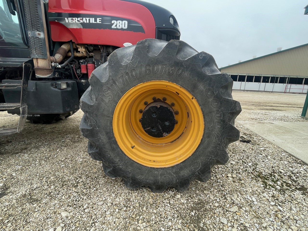 2012 Versatile 280 Image 10