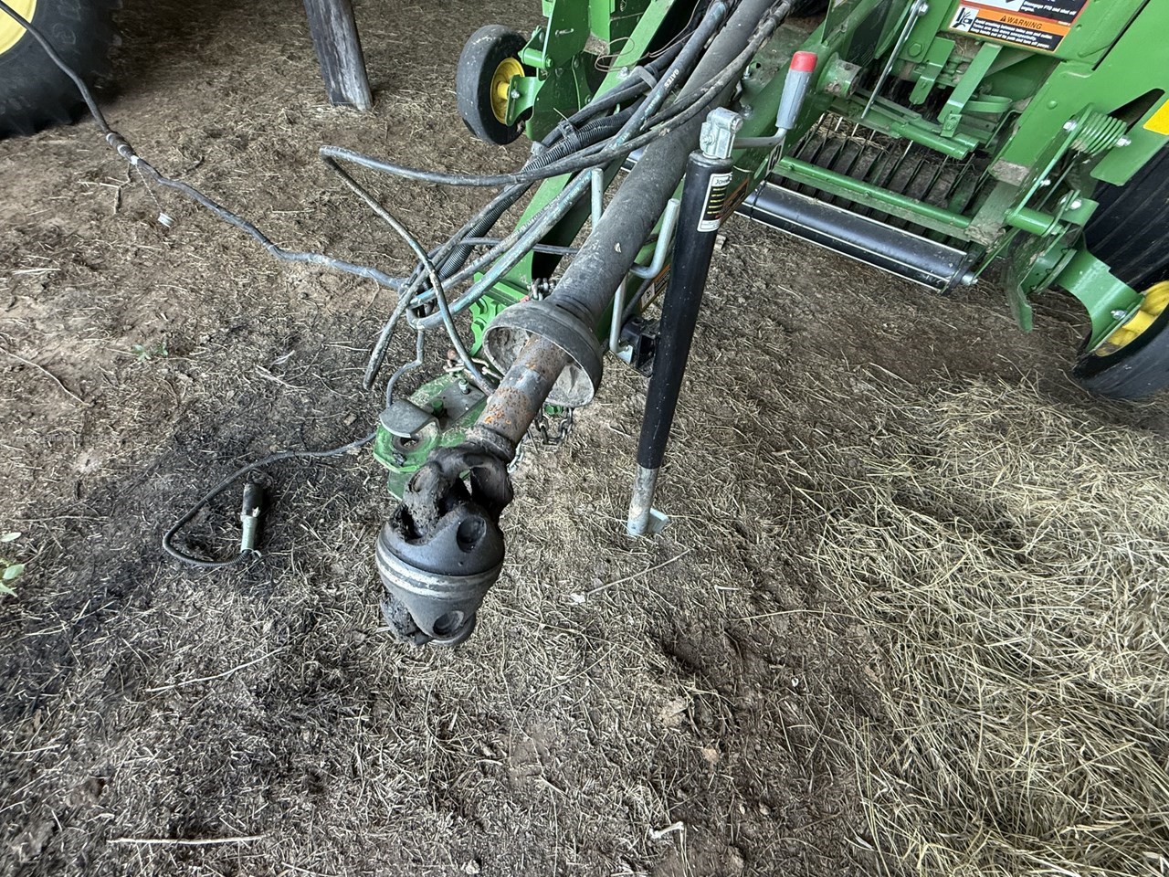 2022 John Deere 460M Image 10