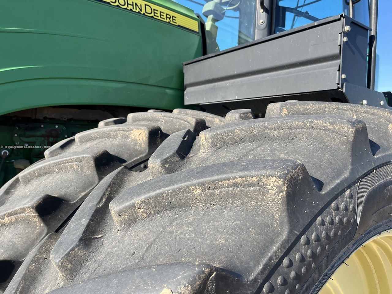 2013 John Deere 9360R Image 10