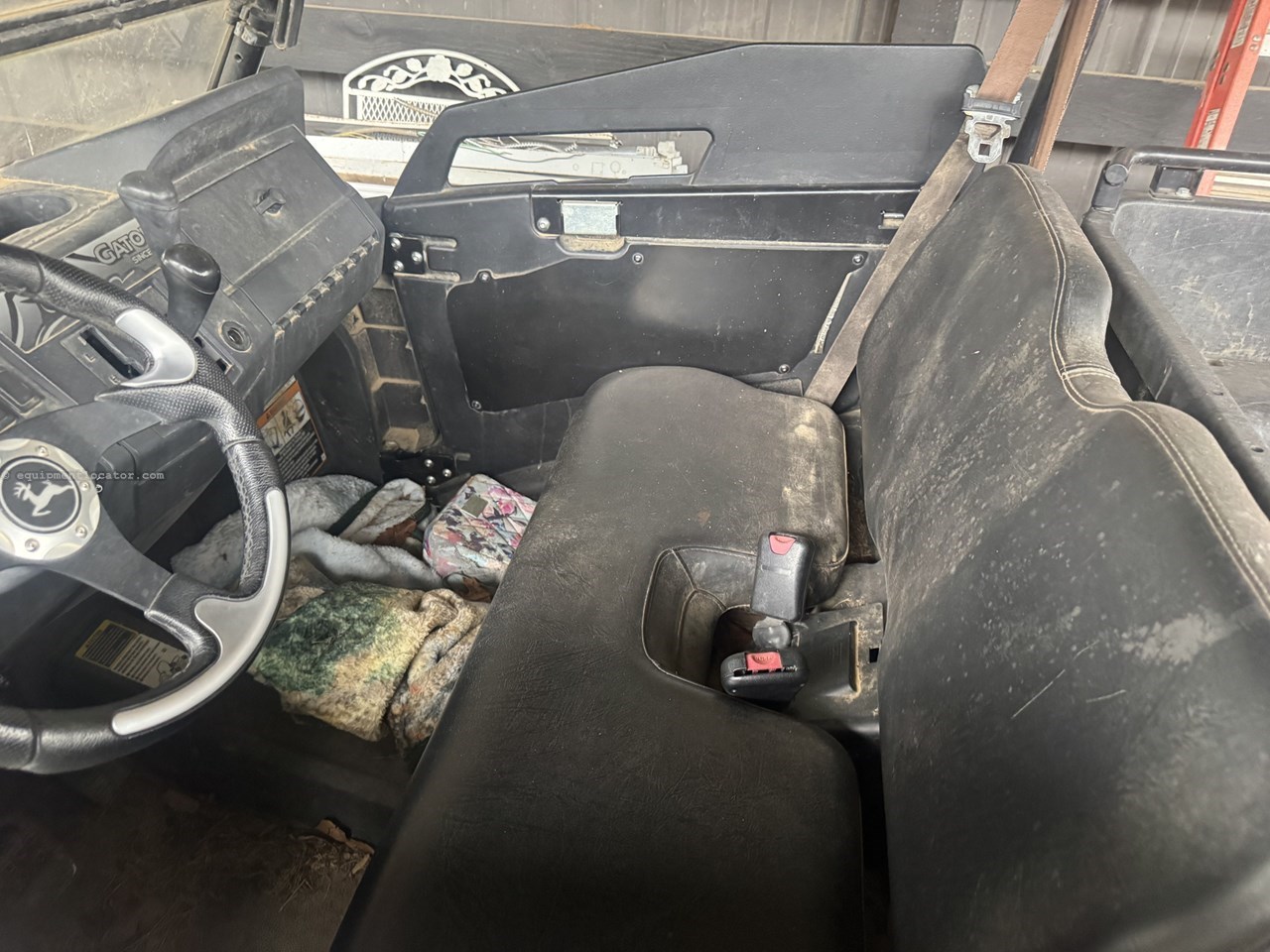 2019 John Deere XUV 590M Image 8