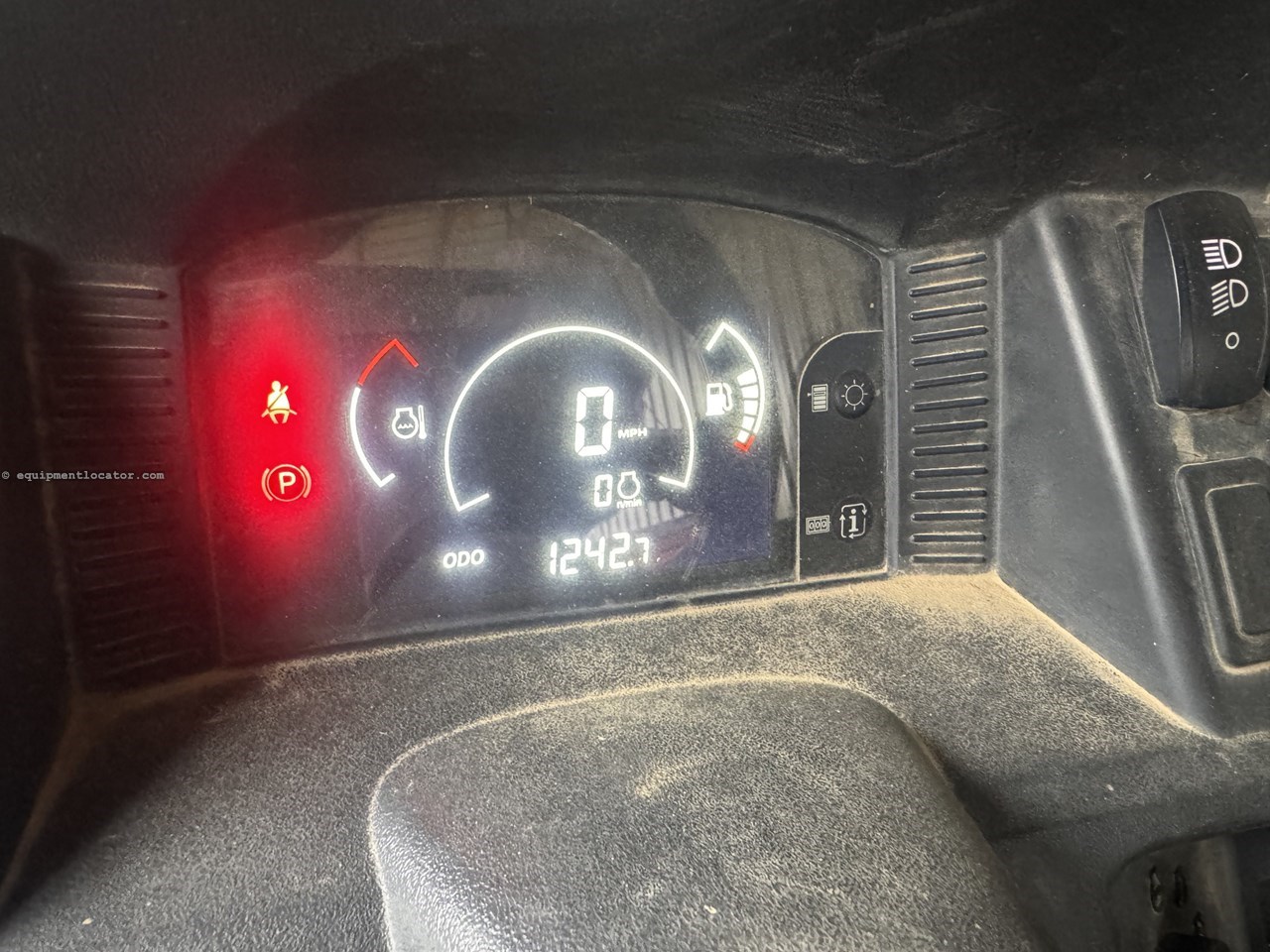 2019 John Deere XUV 590M Image 10