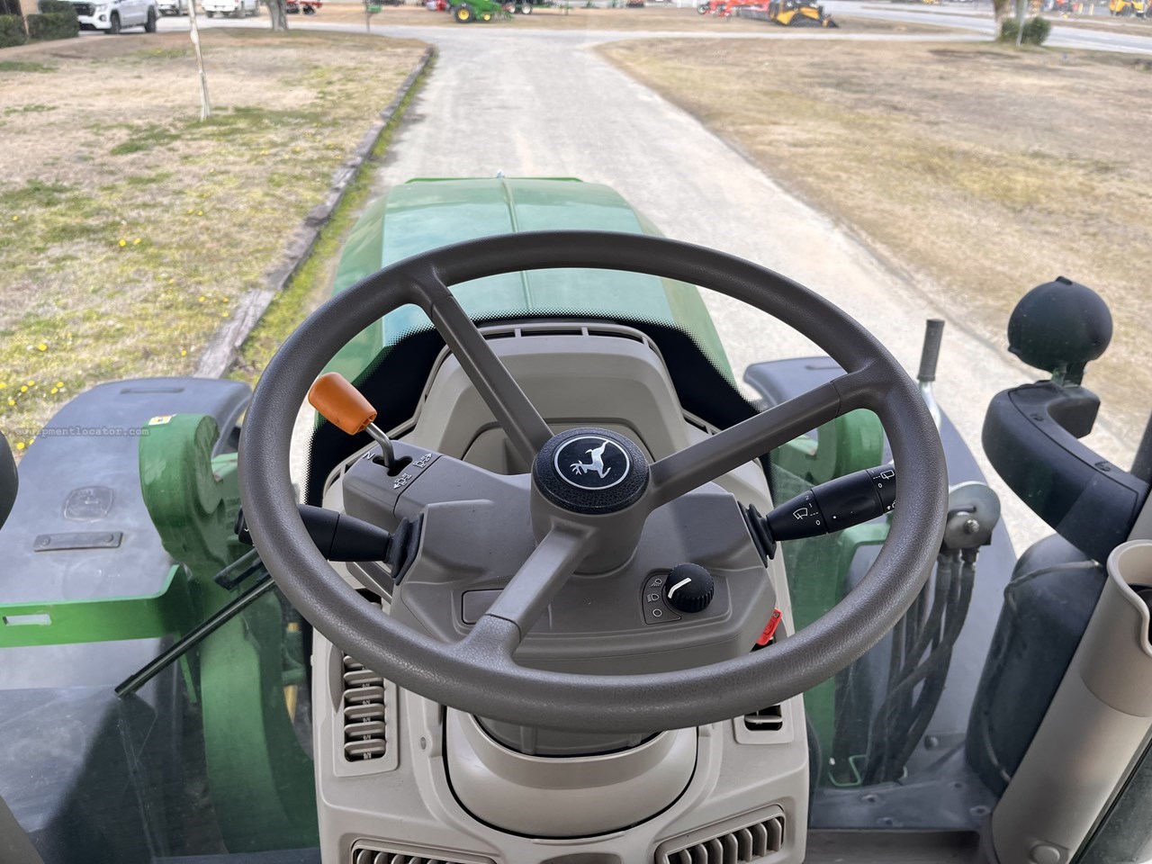 2022 John Deere 6R 155 Image 10