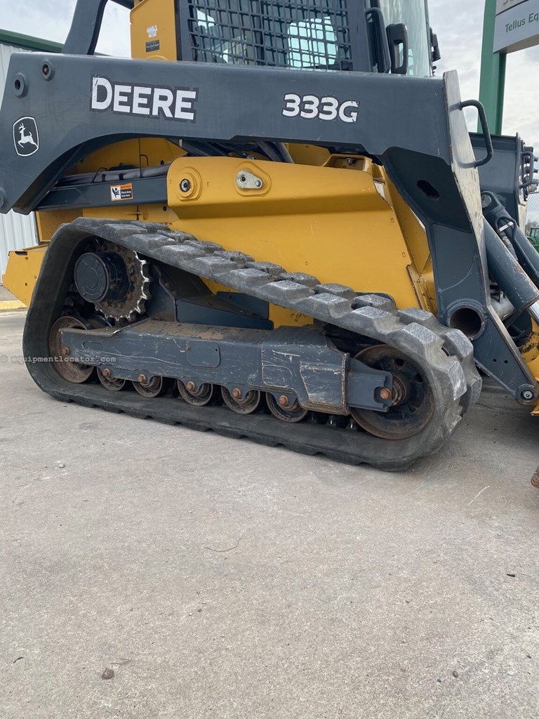 2021 John Deere 333G Image 8