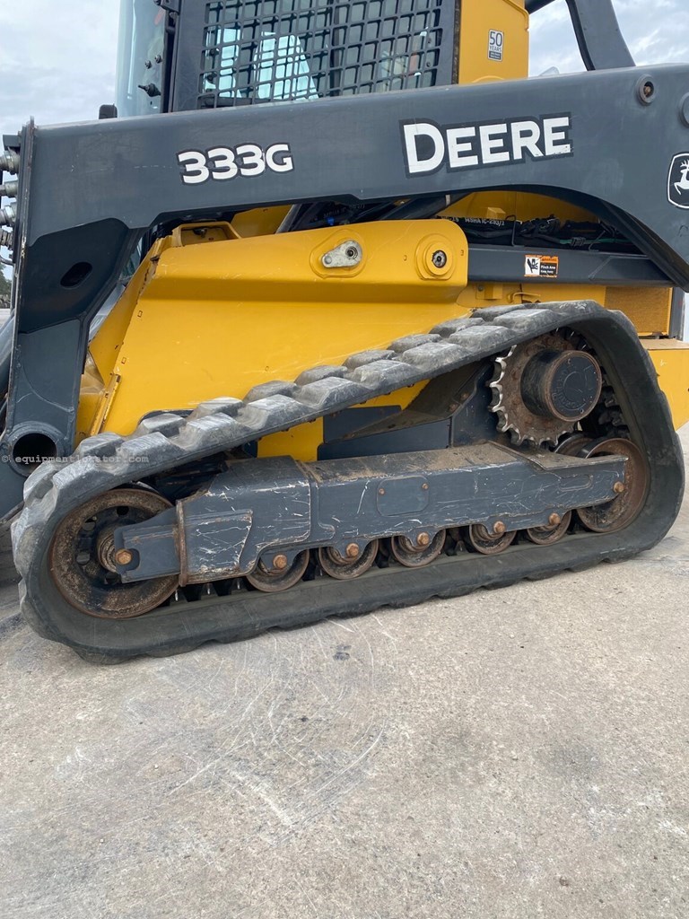 2021 John Deere 333G Image 9
