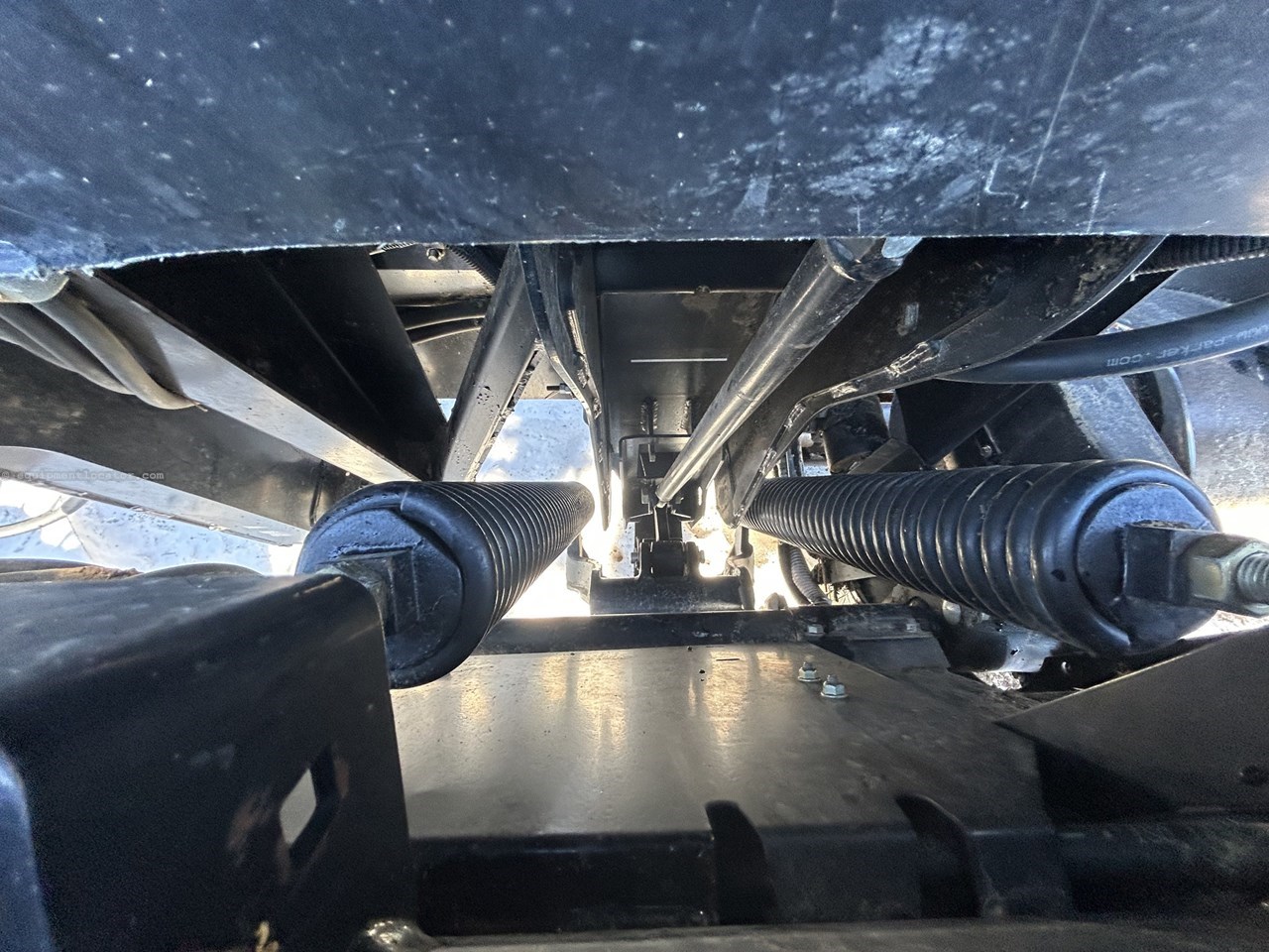 2016 MacDon FD75-40 Image 28