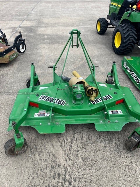 2008 John Deere 2305 Image 10