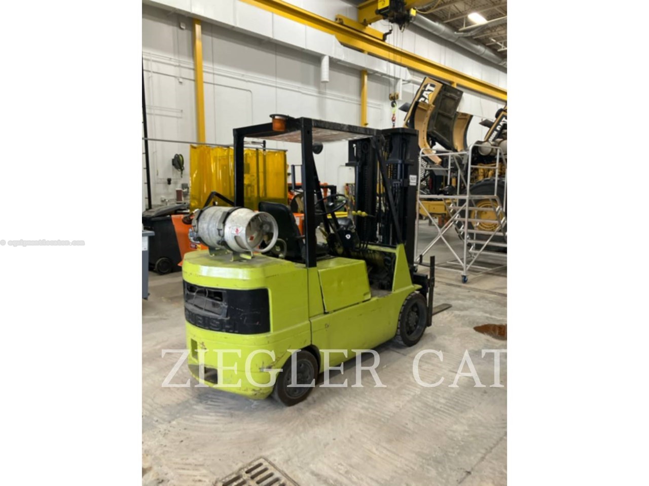 2001 Other FGC30N Image 10