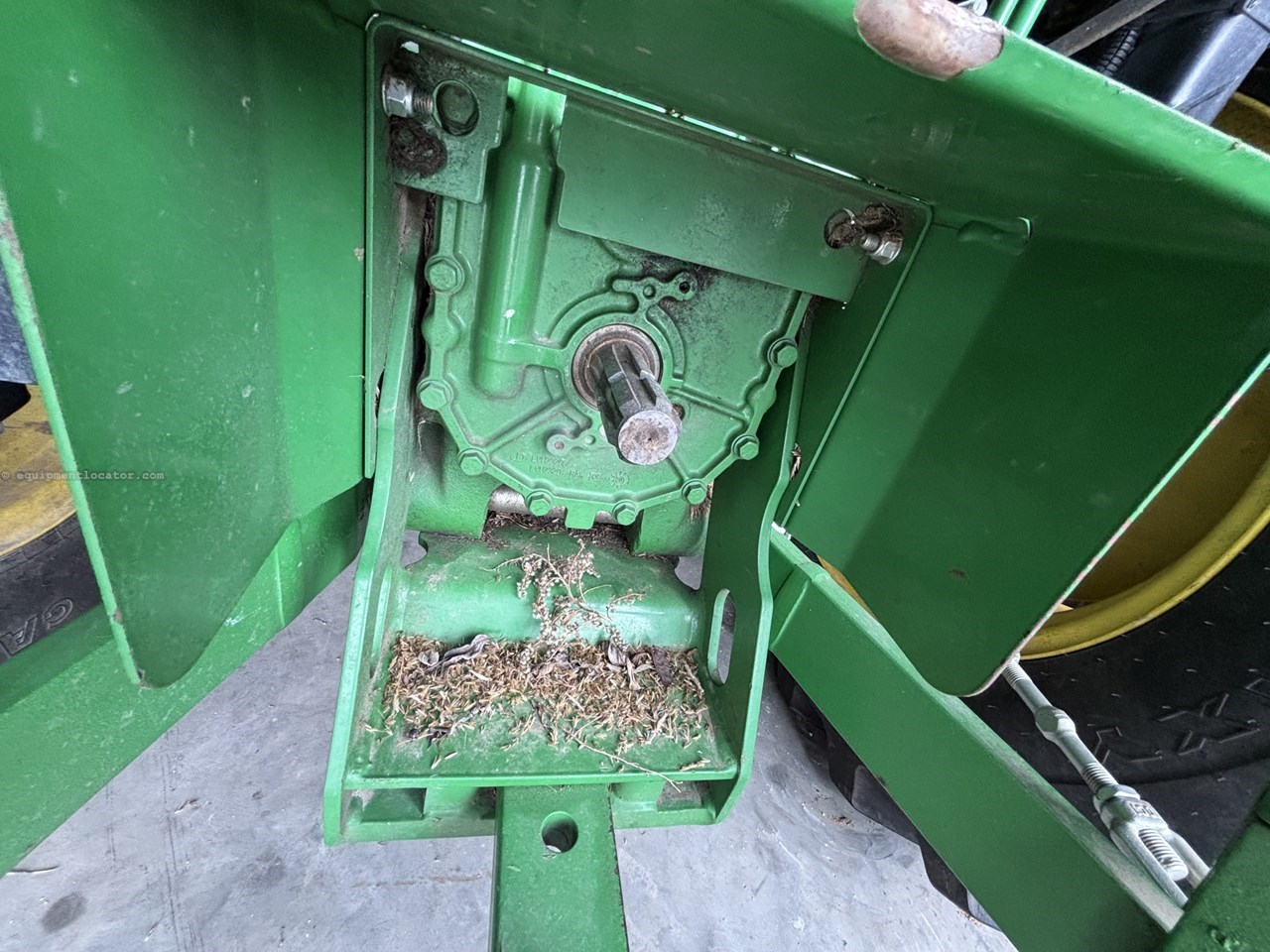 2021 John Deere 4044M Image 15