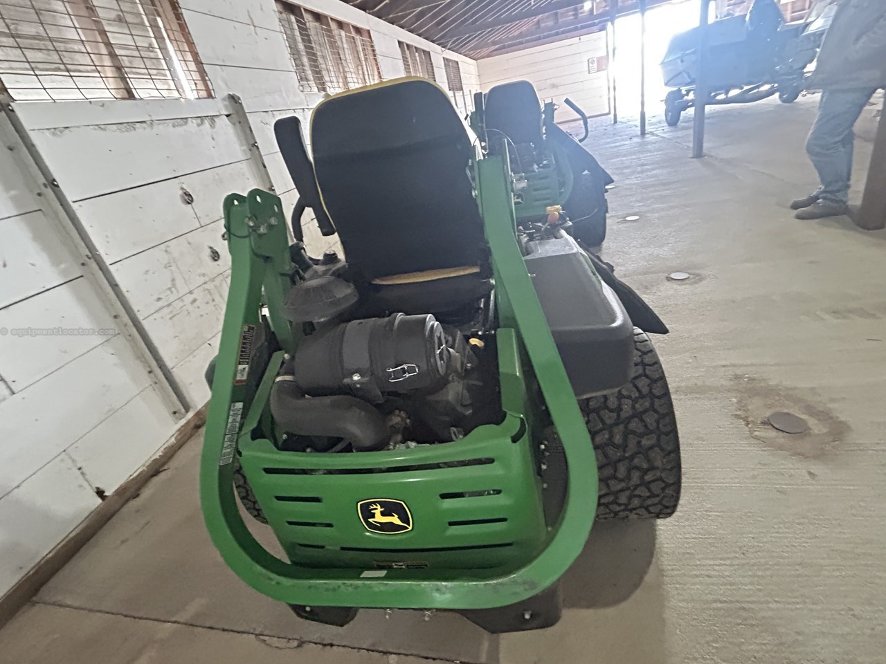 2024 John Deere Z930M Image 10