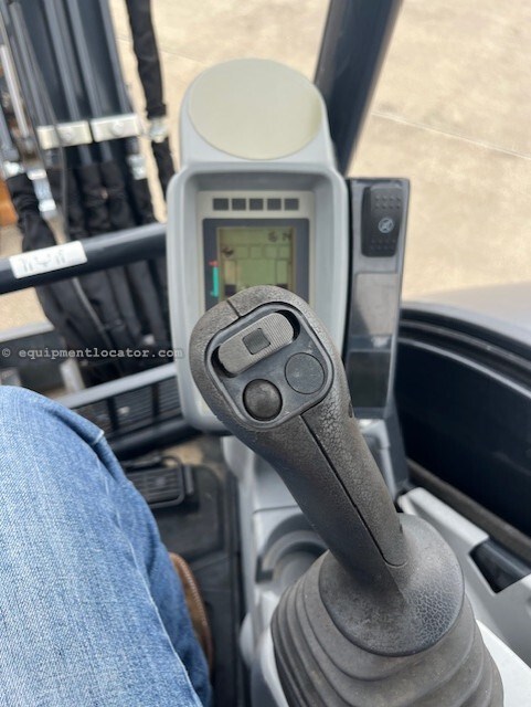 2023 John Deere 35G Image 10