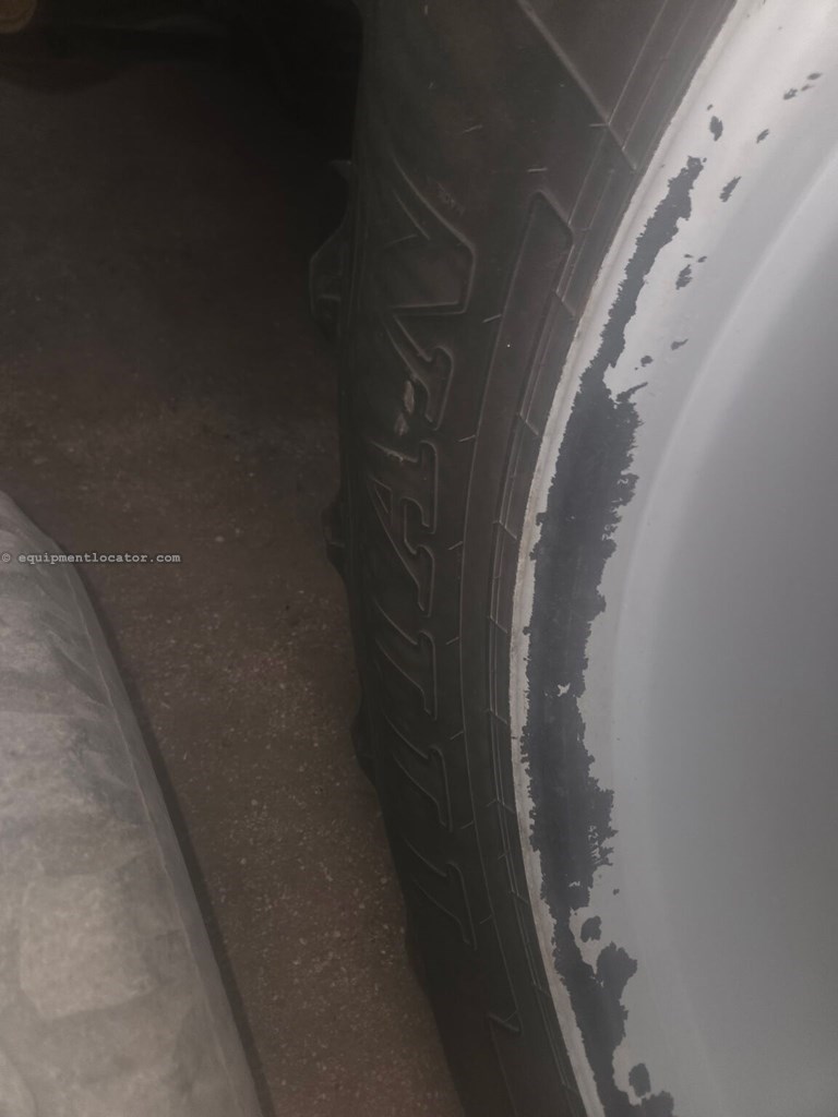 2013 Kinze 1300 Image 29