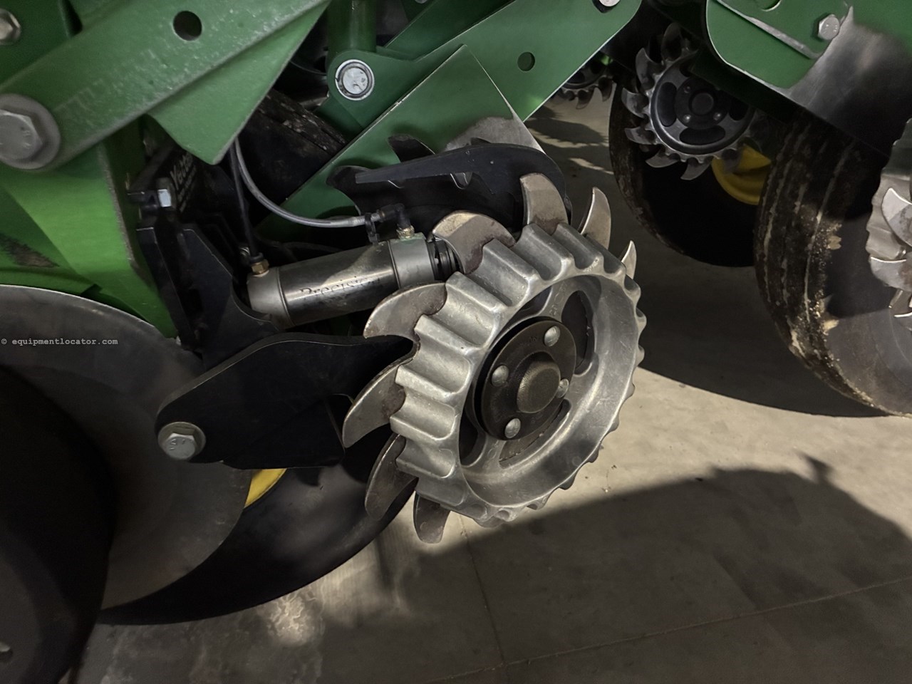 2016 John Deere 1795 Image 11