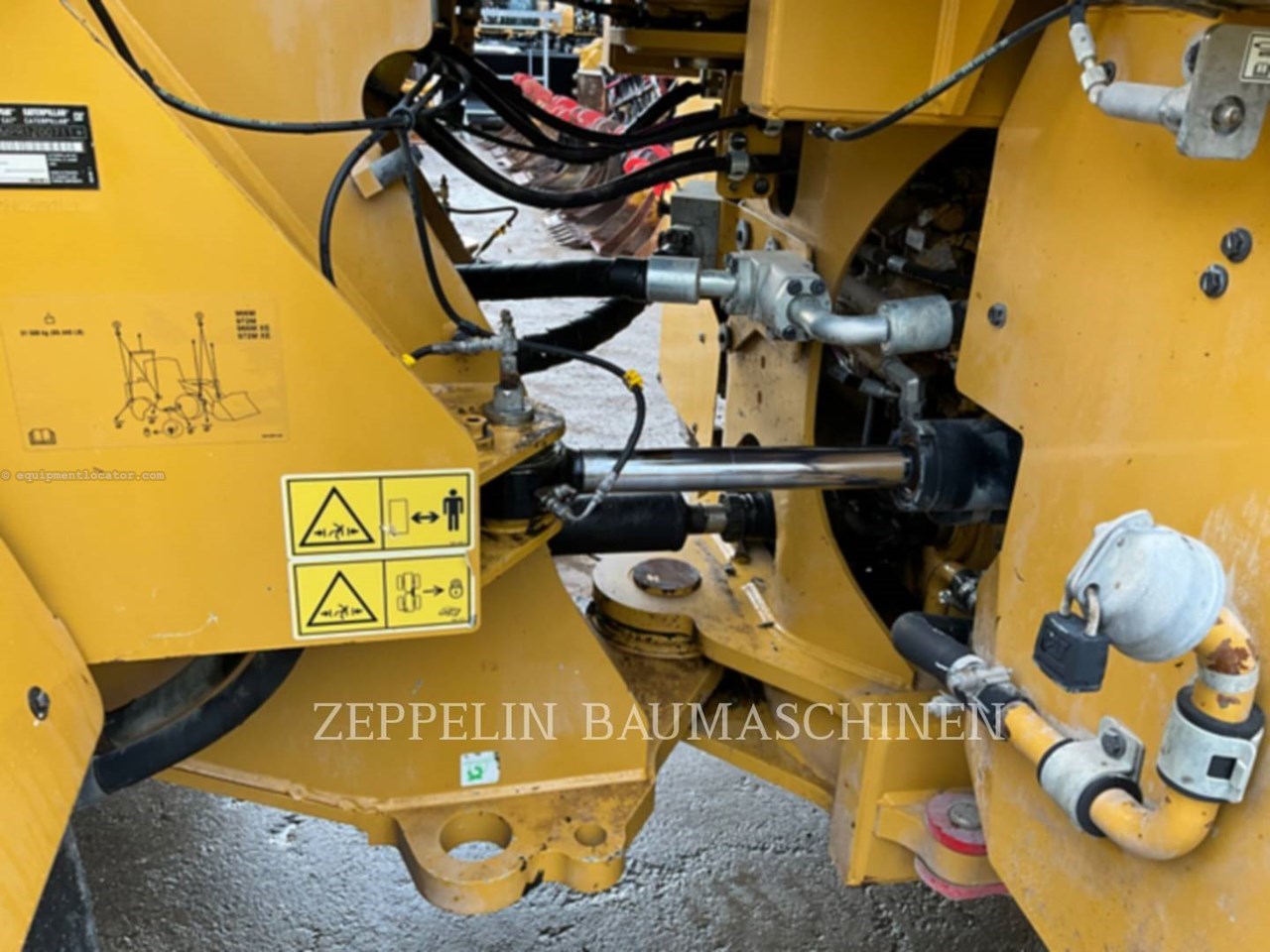 2020 Caterpillar 972MXE Image 10