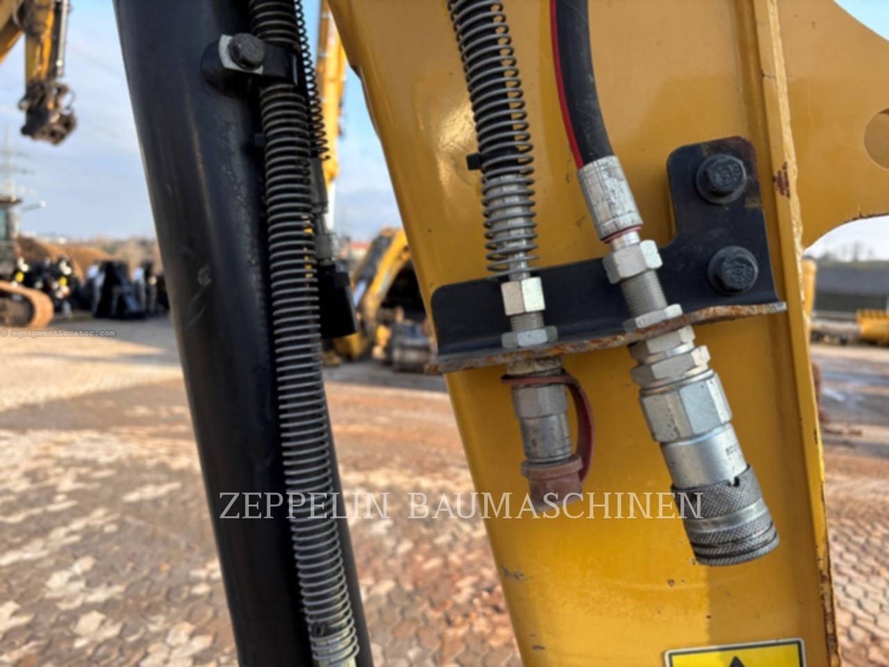 2019 Caterpillar 303.5ECR Image 9