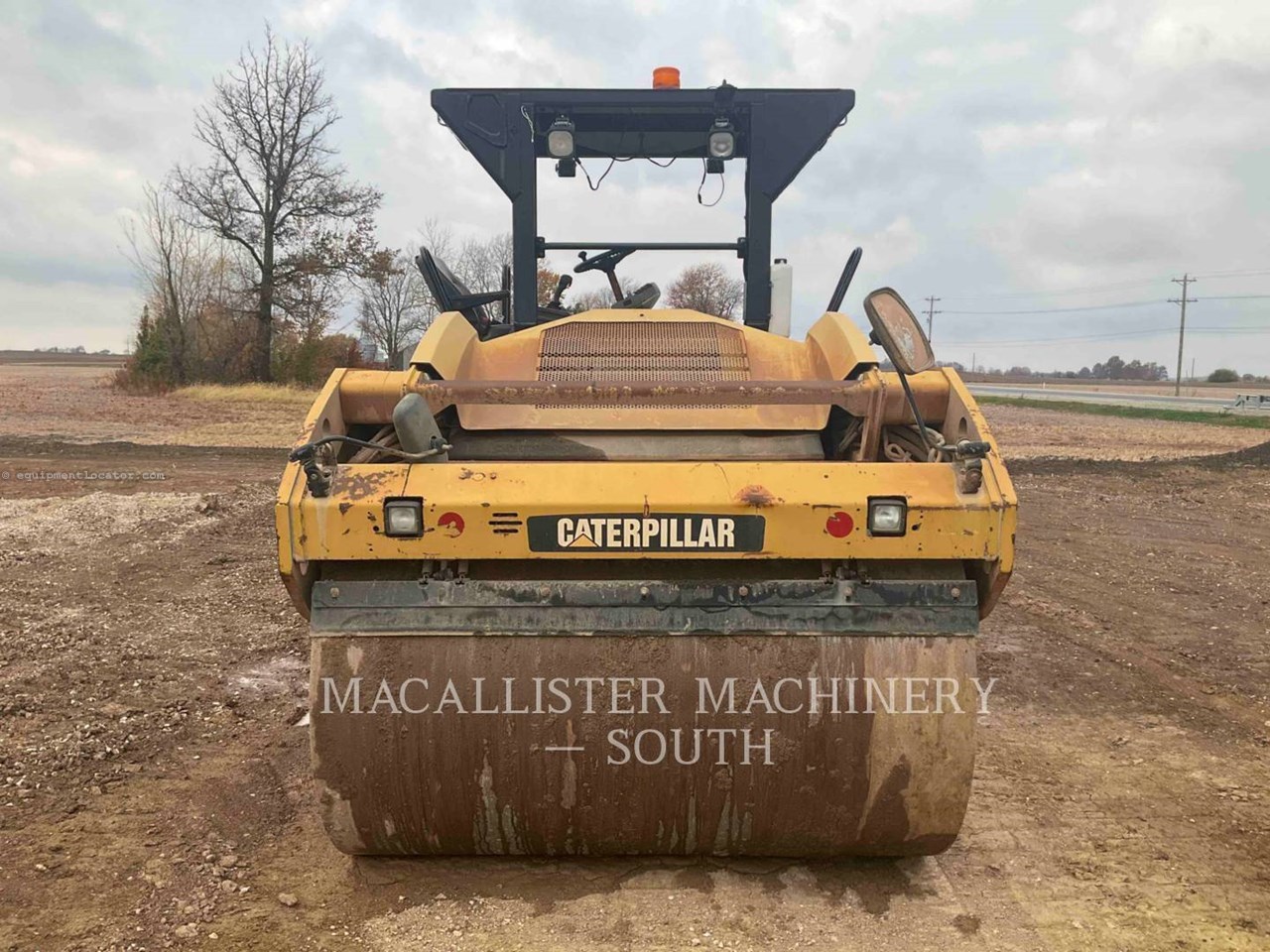 2008 Caterpillar CB54 Image 10