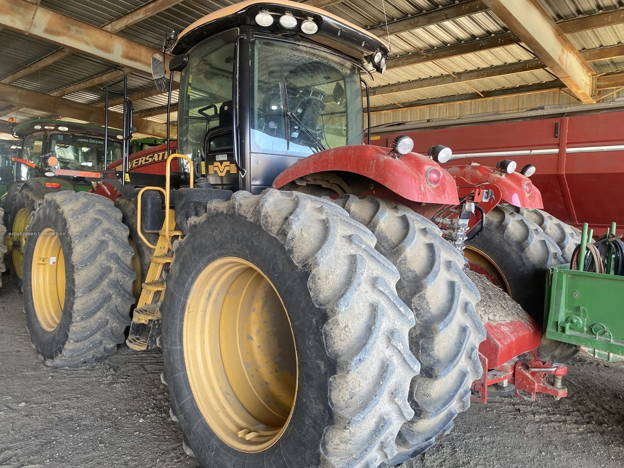 2021 Versatile 405 Image 10