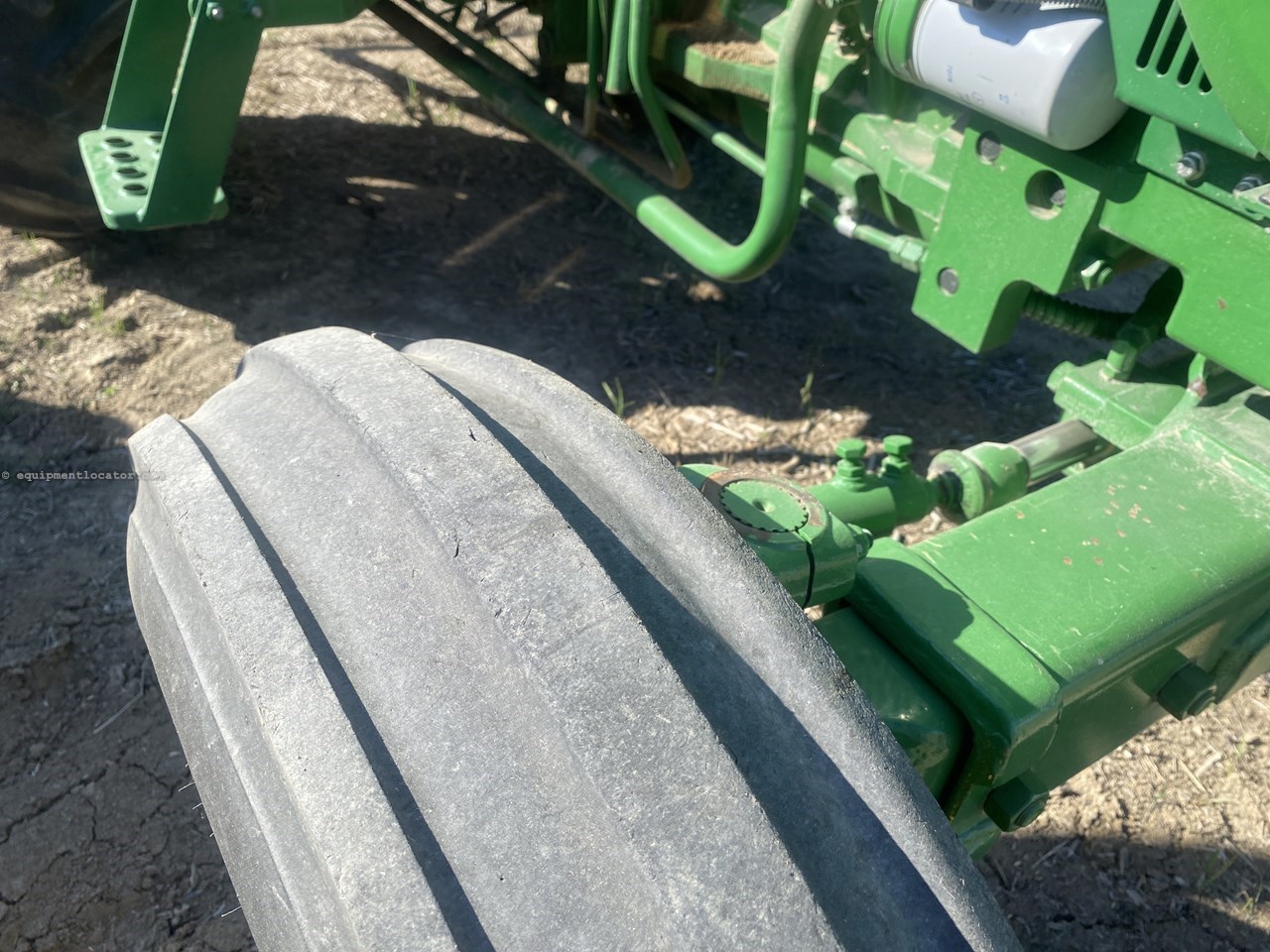 2015 John Deere 5045E Image 10