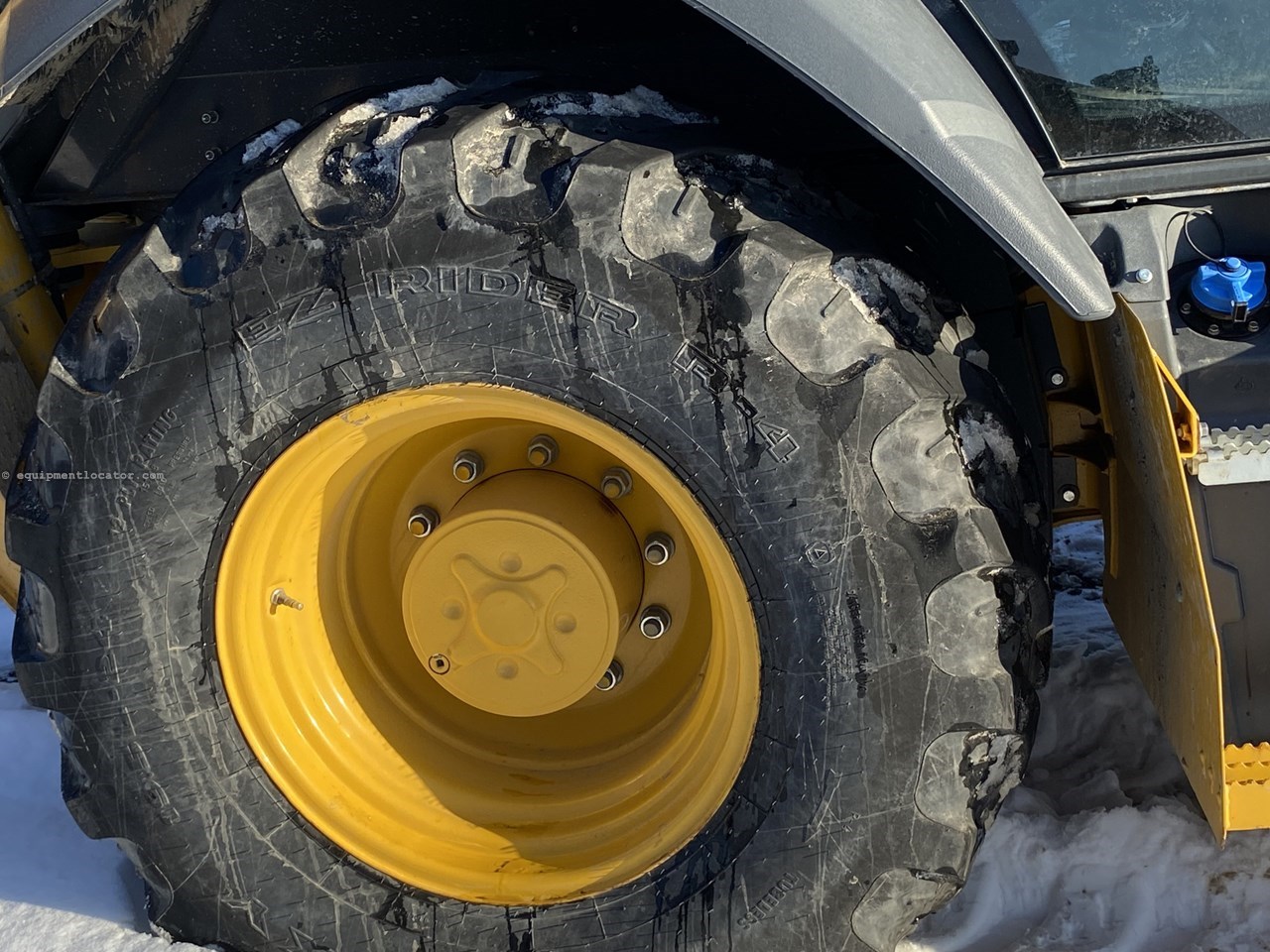 2023 John Deere 320 P Image 10