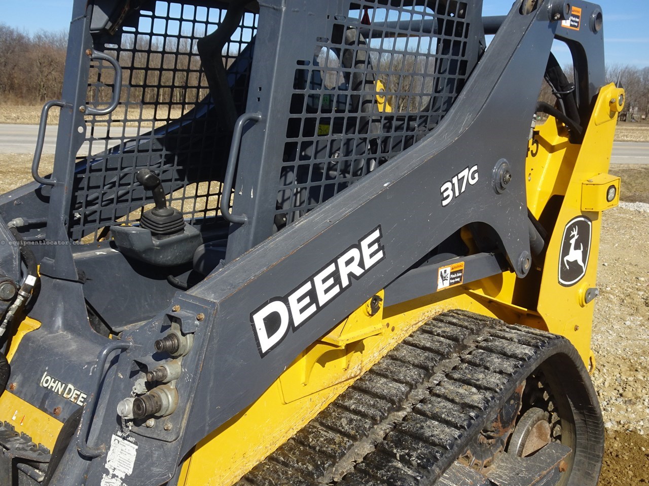 2021 John Deere 317G Image 10