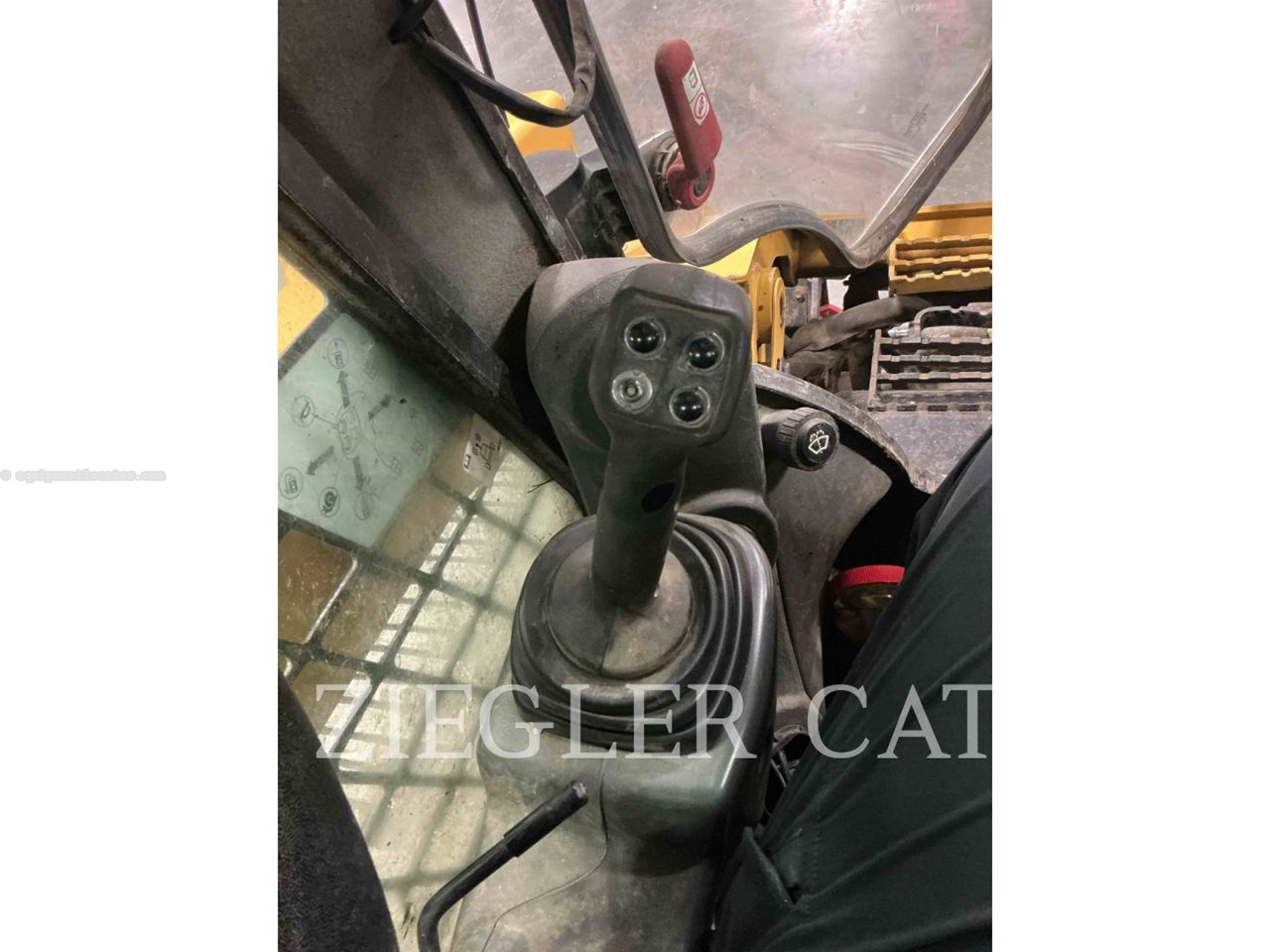 2018 Caterpillar 279D Image 10