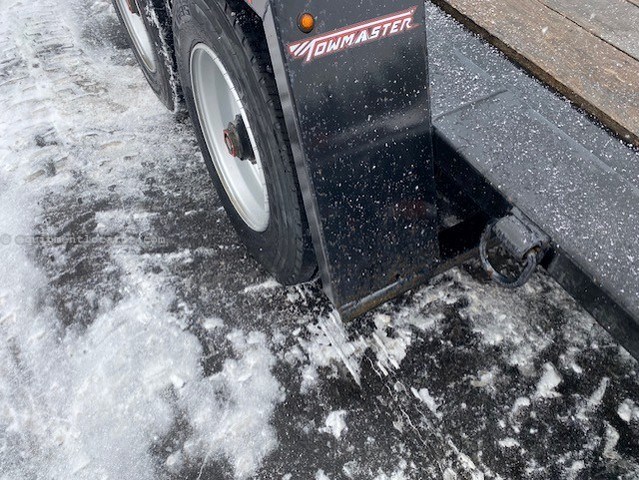 2023 Towmaster T-18D Image 6